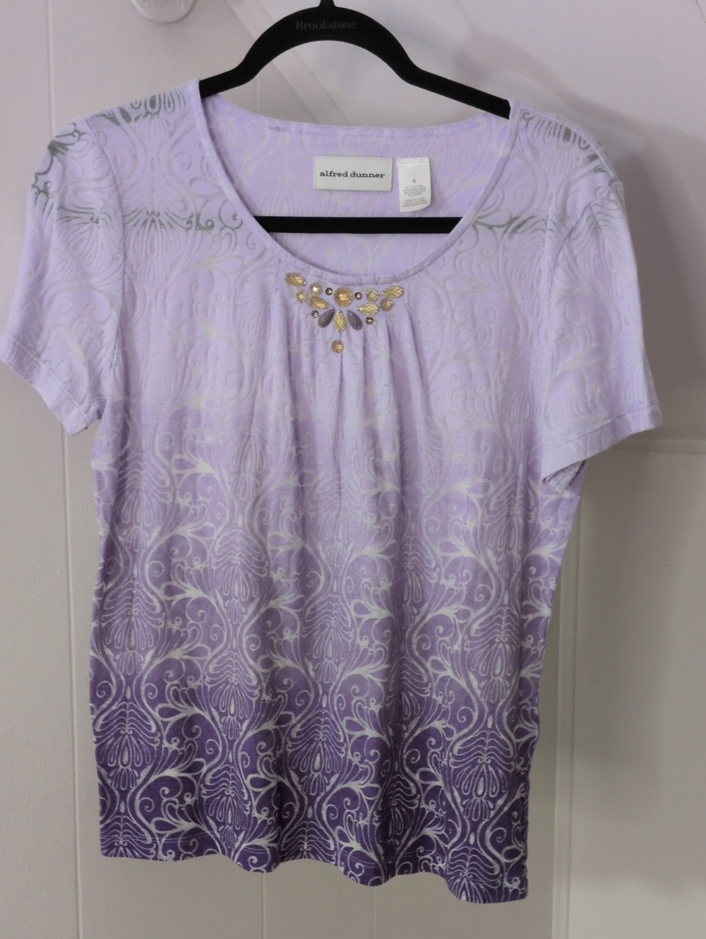 Alford Dunner Size Small Purple Ombre T Shirt.